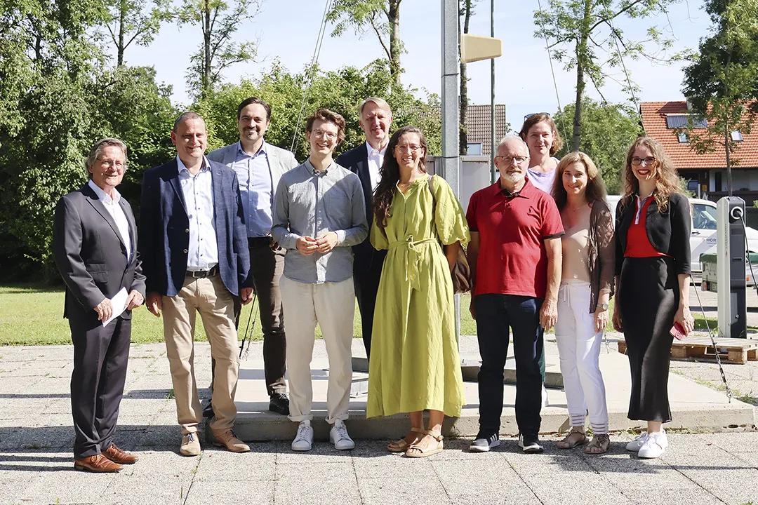 Leon Eckert (Member of the Bundestag) visits HÖRMANN Industries in Kirchseeon